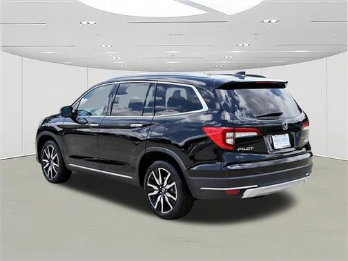 2020 Honda Pilot Touring 8-Passenger