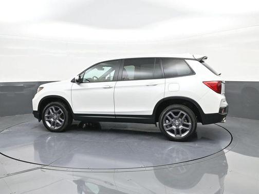 Platinum White Pearl 2023 Honda Passport AWD EX-L