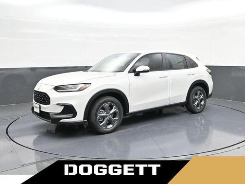 Platinum White Pearl 2026 Honda HR-V LX