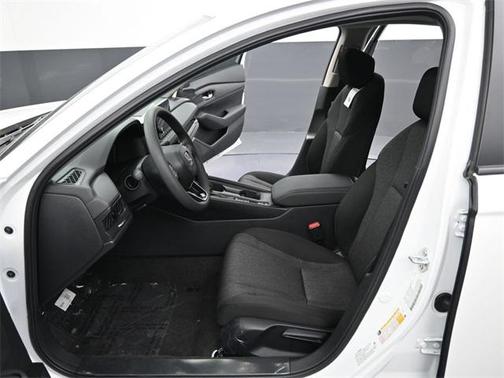 2025 Honda Accord LX 1.5T