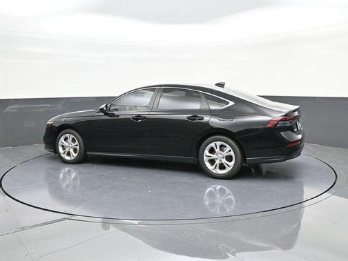 2025 Honda Accord LX 1.5T