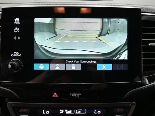 2022 Honda Pilot Touring 8-Passenger