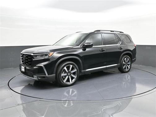2024 Honda Pilot Touring 8-Passenger