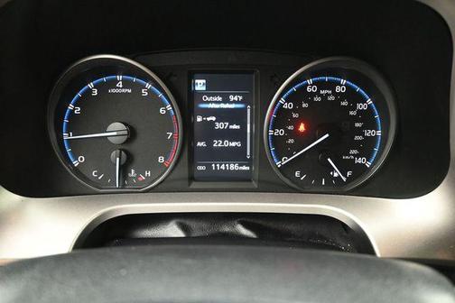 Silver Sky Metallic 2018 Toyota RAV4 LE