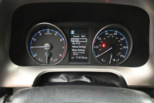 Silver Sky Metallic 2018 Toyota RAV4 LE