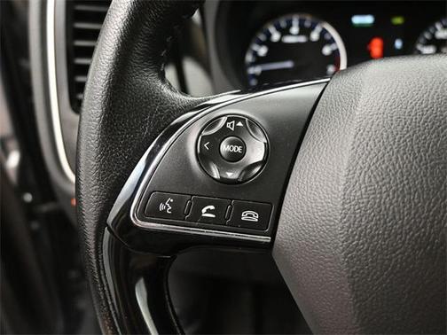 2016 Mitsubishi Outlander SEL