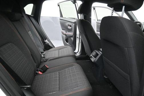 Platinum White Pearl 2027 Honda HR-V Sport