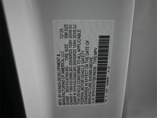 2025 Honda Pilot Touring 8-Passenger