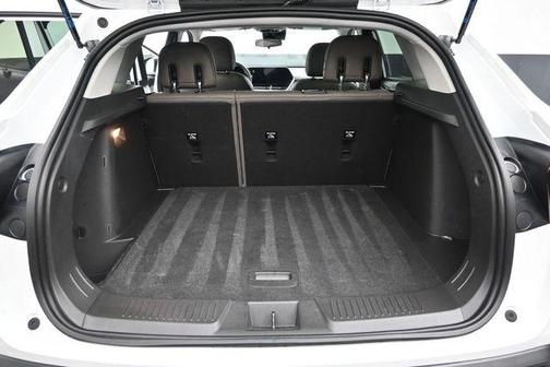 Summit White 2026 Chevrolet Trax FWD ACTIV