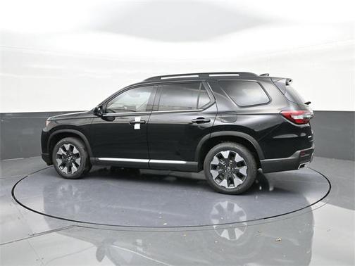 2026 Honda Pilot Touring 8-Passenger