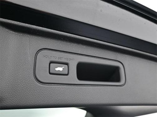 2026 Honda Pilot Touring 8-Passenger