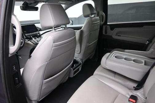Gray 2018 Honda Odyssey Elite