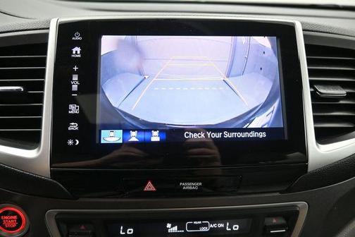 Modern Steel Metallic 2017 Honda Pilot EX-L