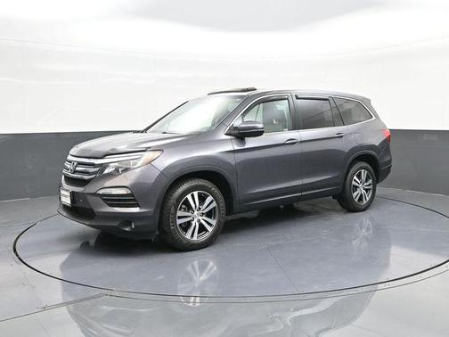 Modern Steel Metallic 2017 Honda Pilot EX-L