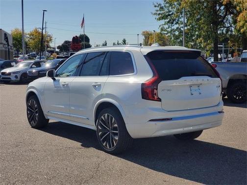 2026 Volvo XC90 B6 Ultra 7-Seater