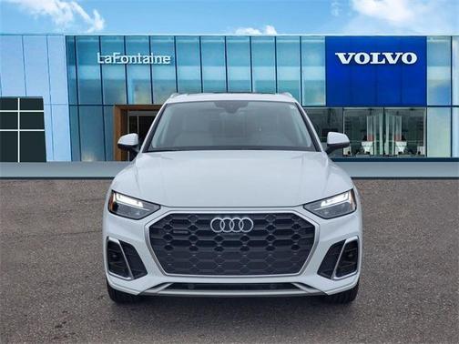2022 Audi Q5 45 S line quattro Premium
