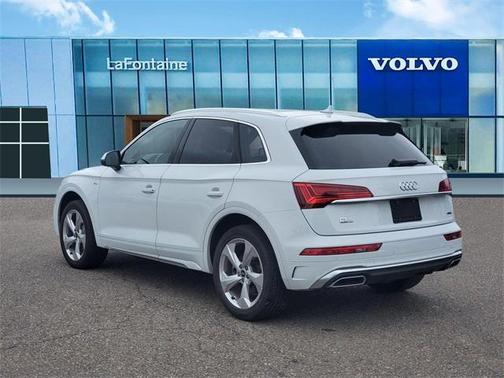 2022 Audi Q5 45 S line quattro Premium