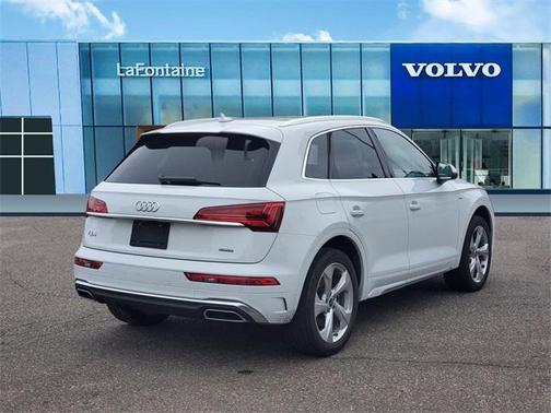 2022 Audi Q5 45 S line quattro Premium