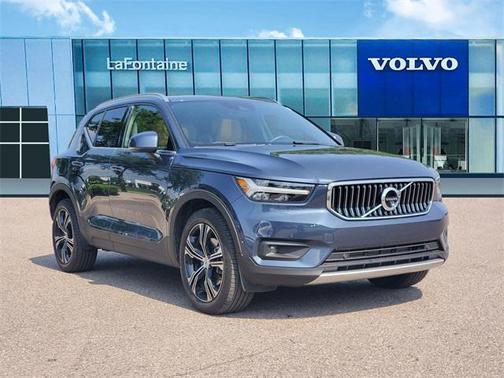 2022 Volvo XC40 T5 Inscription