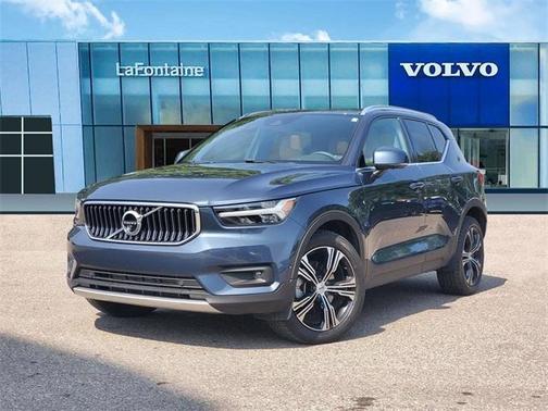 2022 Volvo XC40 T5 Inscription