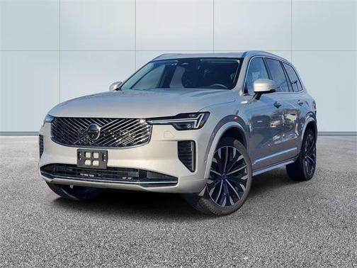 2025 Volvo XC90 B6 Plus 7-Seater