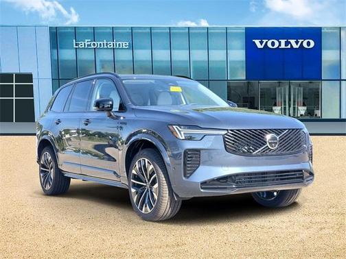 2026 Volvo XC90 B6 Ultra Dark Theme 6-Seater