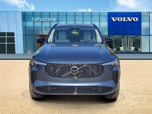 2026 Volvo XC90 B6 Ultra Dark Theme 6-Seater