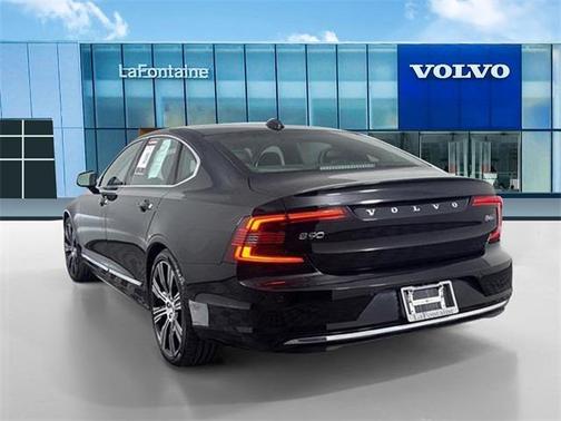 2022 Volvo S90 B6 Inscription