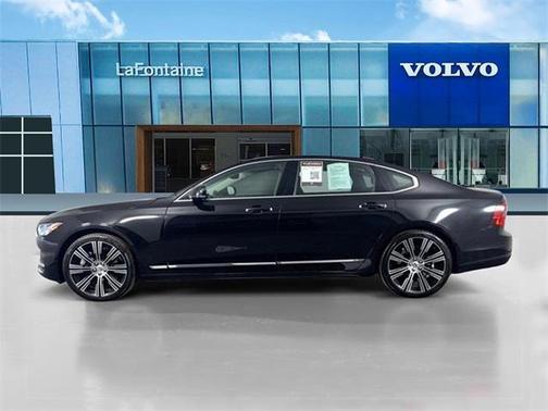 2022 Volvo S90 B6 Inscription
