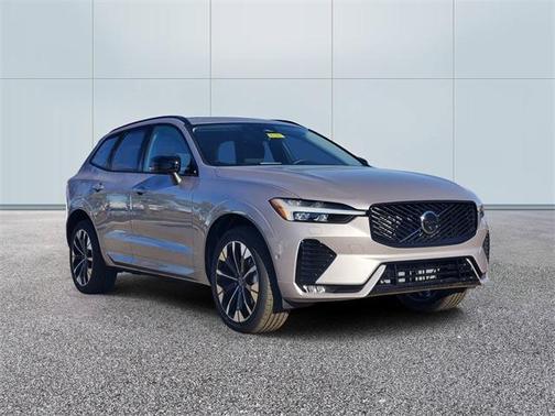 2026 Volvo XC60 B5 Plus