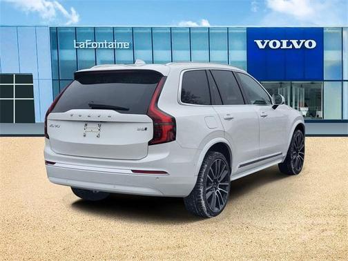 2026 Volvo XC90 B6 Ultra 7-Seater