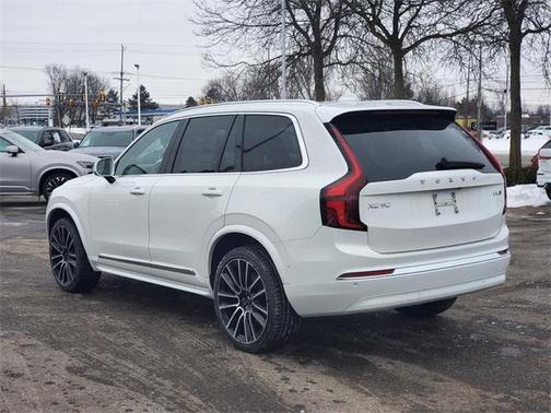 2026 Volvo XC90 B6 Ultra 7-Seater