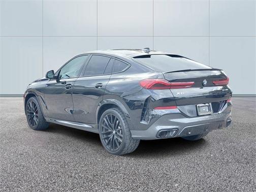 2022 BMW X6 xDrive40i