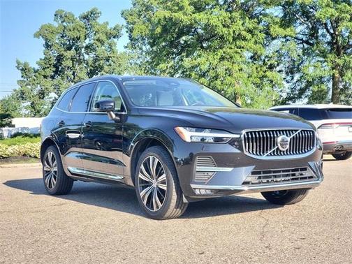 2022 Volvo XC60 B5 Inscription