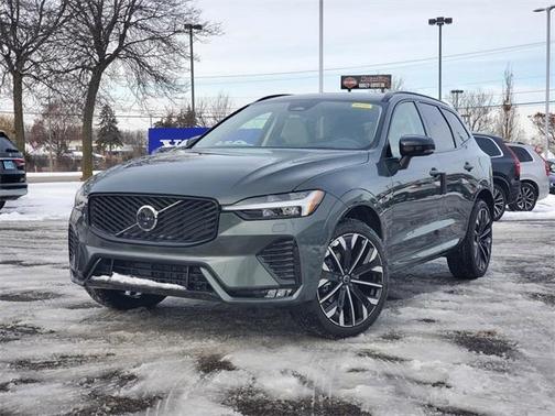 2026 Volvo XC60 B5 Ultra