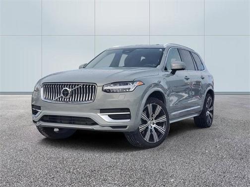 2024 Volvo XC90 Recharge Plug-In Hybrid T8 Plus 6 Passenger