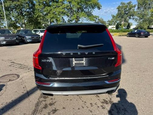 2018 Volvo XC90 T6 Inscription