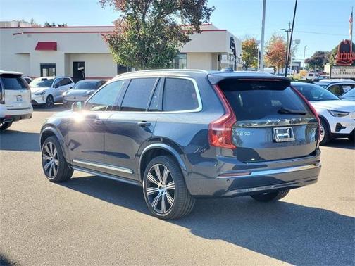 2025 Volvo XC90 Plug-In Hybrid T8 Ultra 7-Seater