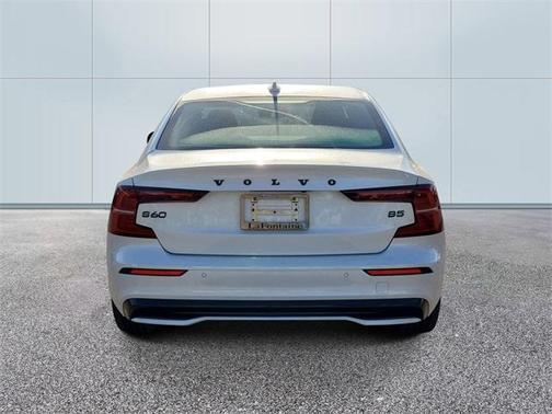 2024 Volvo S60 B5 Plus Black Edition