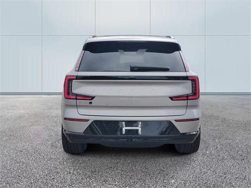 2025 Volvo EX90 Twin Motor Plus