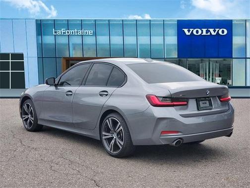 2023 BMW 330 i xDrive