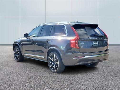 2023 Volvo XC90 B6 Plus 7-Seater