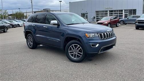Photo 4 of 48 of 2019 Jeep Grand Cherokee Limited