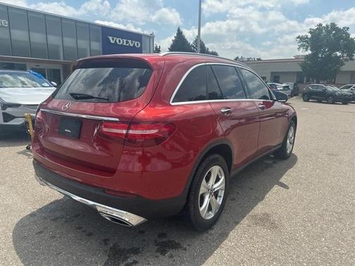 2018 Mercedes-Benz GLC 300 Base