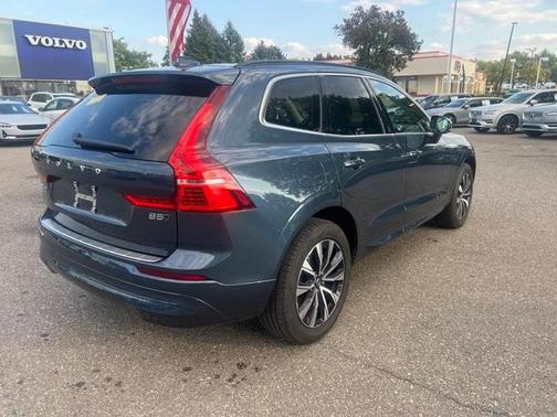 2023 Volvo XC60 B5 Core