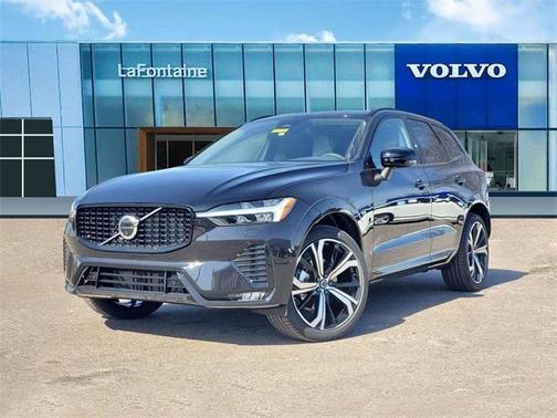 2025 Volvo XC60 B5 Ultra