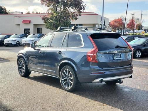2019 Volvo XC90 T5 Momentum