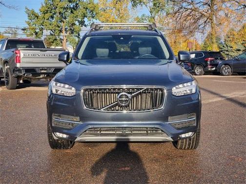 2019 Volvo XC90 T5 Momentum