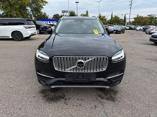 2019 Volvo XC90 T6 Inscription