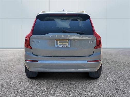 2025 Volvo XC90 B6 Core